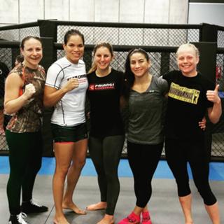 Amanda Nunes feet photo 7