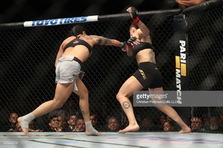 Amanda Nunes feet photo 15