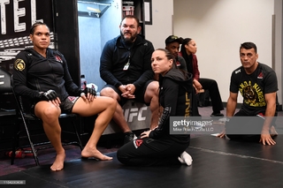 Amanda Nunes feet photo 6