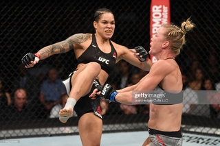 Amanda Nunes feet photo 19