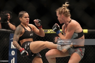 Amanda Nunes feet photo 11