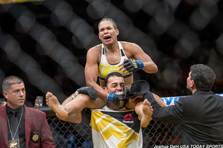 Amanda Nunes feet photo 7