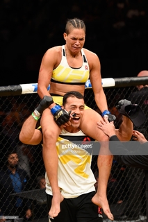 Amanda Nunes feet photo 4