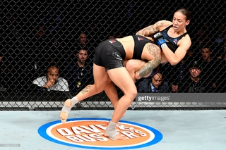 Amanda Nunes feet photo 11