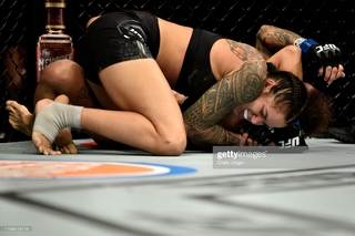Amanda Nunes feet photo 6