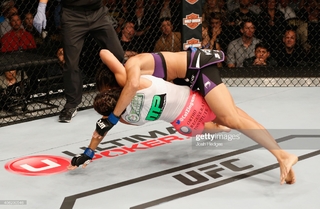 Amanda Nunes feet photo 14
