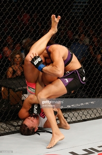Amanda Nunes feet photo 11