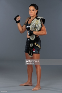 Amanda Nunes feet photo 8