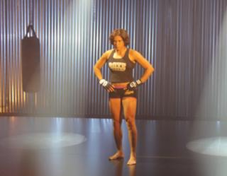 Amanda Nunes feet photo 8