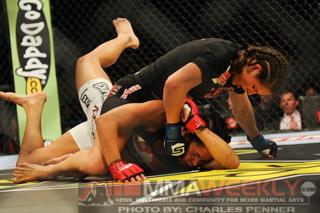 Amanda Nunes feet photo 6