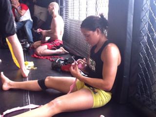 Amanda Nunes feet photo 17