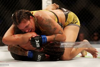 Amanda Nunes feet photo 12