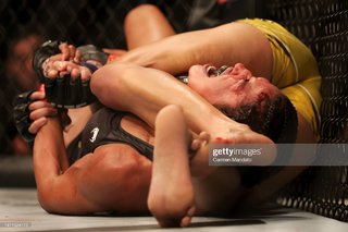 Amanda Nunes feet photo 10