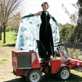 Amanda Palmer feet photo 2