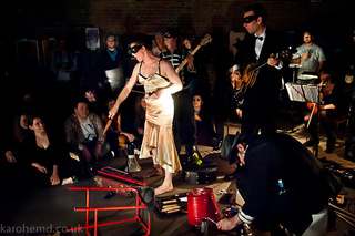 Amanda Palmer feet photo 7