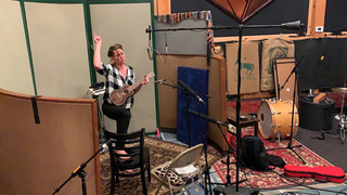 Amanda Palmer feet photo 9