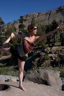 Amanda Palmer feet photo 7