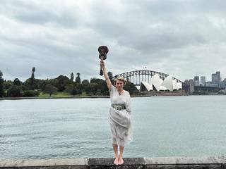 Amanda Palmer feet photo 18