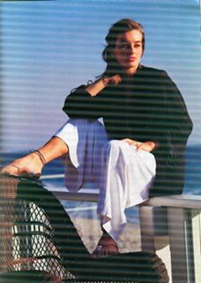 Amanda Pays feet photo 10