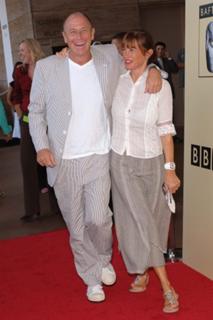 Amanda Pays feet photo 8