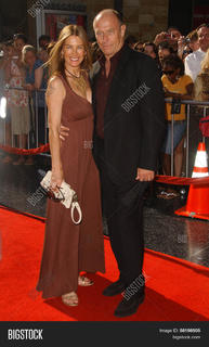 Amanda Pays feet photo 12