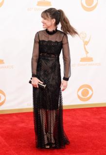 Amanda Peet feet photo thumbnail