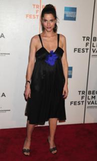 Amanda Peet feet photo thumbnail