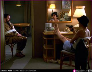 Amanda Peet feet photo thumbnail