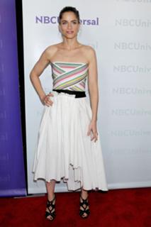 Amanda Peet feet photo thumbnail