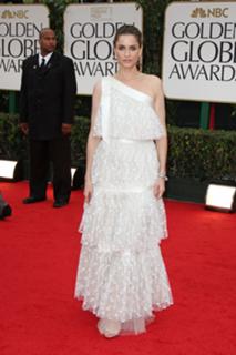 Amanda Peet feet photo thumbnail
