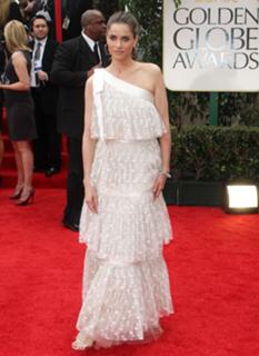 Amanda Peet feet photo thumbnail