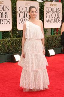 Amanda Peet feet photo thumbnail