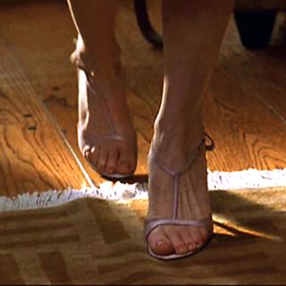 Amanda Peet feet photo thumbnail