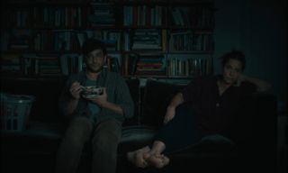 Amanda Peet feet photo 3