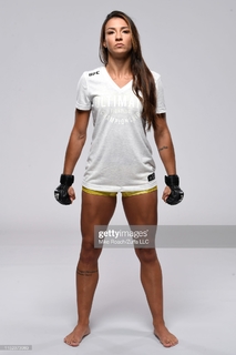 Amanda Ribas feet photo 19