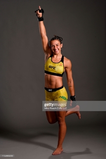 Amanda Ribas feet photo 14