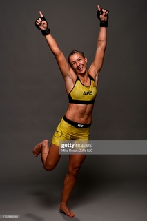 Amanda Ribas feet photo 13