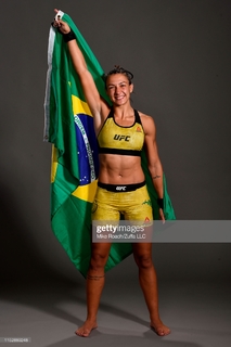 Amanda Ribas feet photo 10