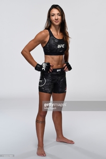 Amanda Ribas feet photo 12