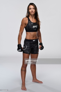 Amanda Ribas feet photo 11