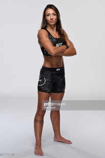 Amanda Ribas feet photo 10