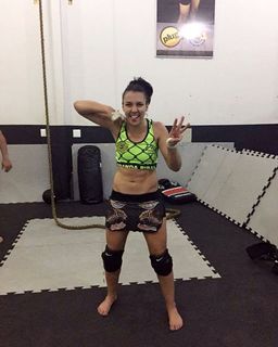 Amanda Ribas feet photo 2