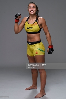 Amanda Ribas feet photo 1