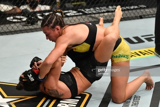 Amanda Ribas feet photo 6