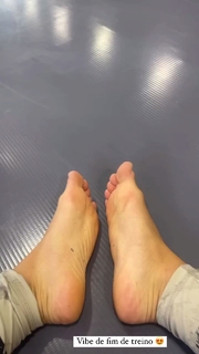 Amanda Ribas feet photo 5
