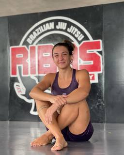 Amanda Ribas feet photo 4
