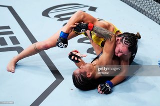 Amanda Ribas feet photo 16