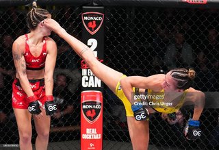 Amanda Ribas feet photo 18