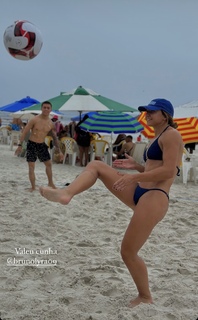 Amanda Ribas feet photo 13
