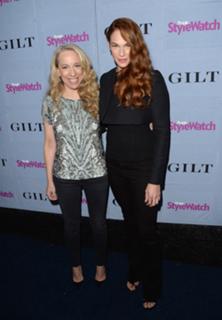 Amanda Righetti feet photo thumbnail